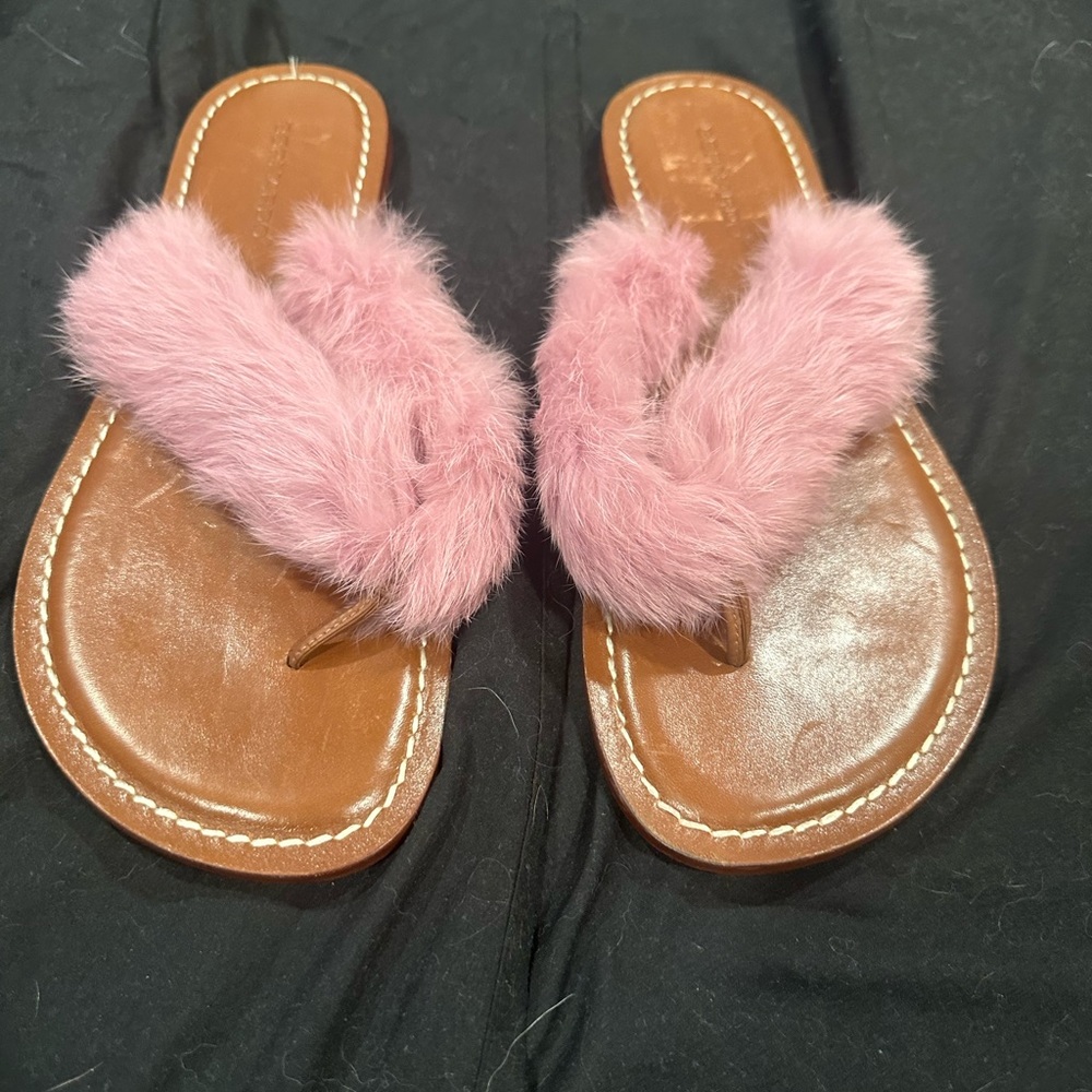 Bernardo pink Miami Fur Sandals🐇💜🐇 size 10